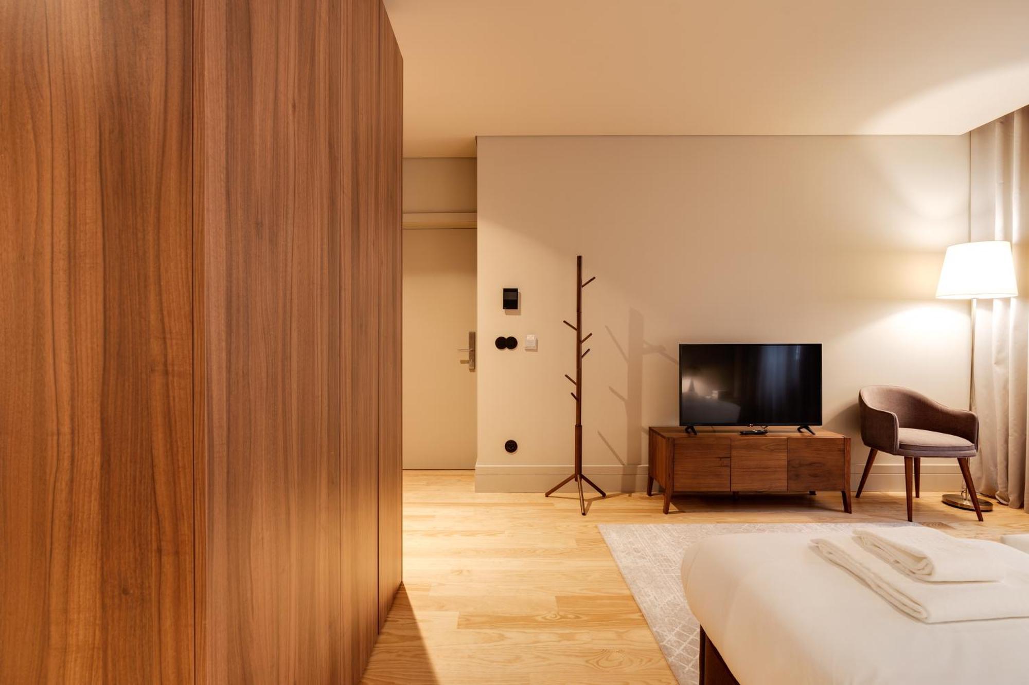 Avus M Suites And Apartments By Da'Home Porto Eksteriør bilde