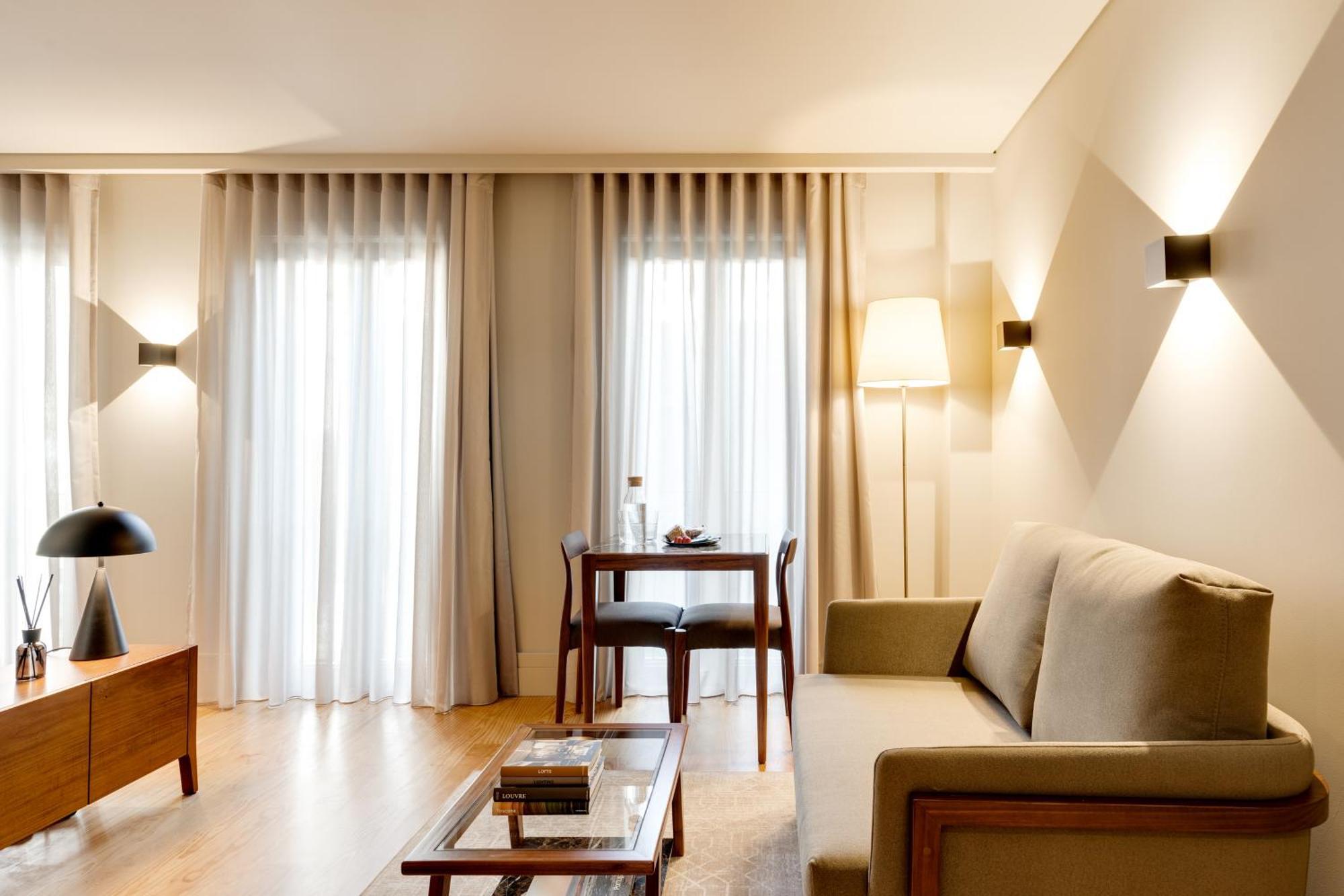 Avus M Suites And Apartments By Da'Home Porto Eksteriør bilde